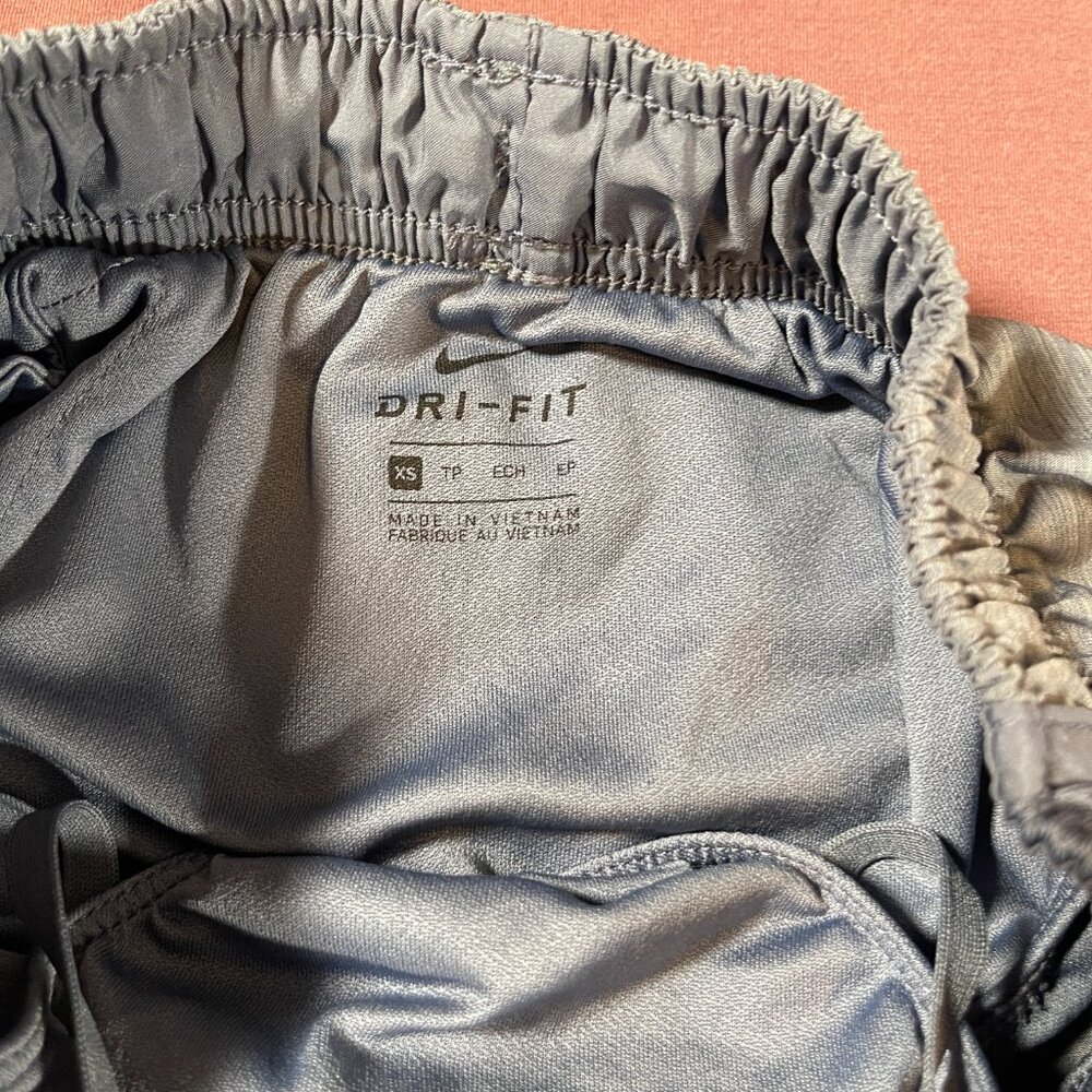 Nike Women's Dri-Fit Running Shorts in Blue - size XS - Picture 3 of 5